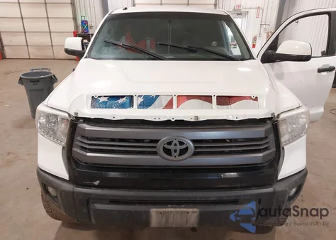 2015 Toyota Tundra Sr5 5.7L V8 z USA, uszkodzony, nr VIN 5TFEY5F14FX189263